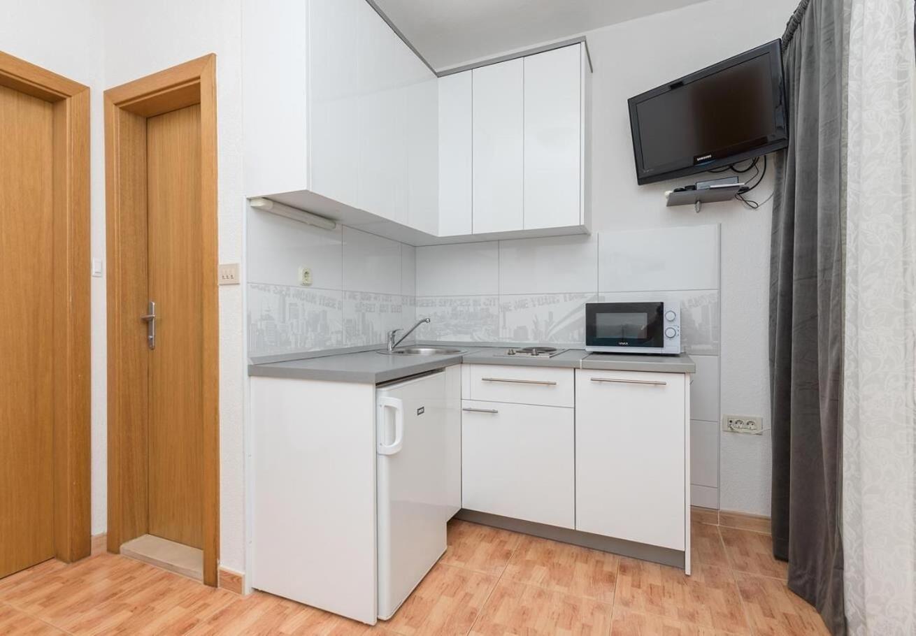 Apartments Ivi - 100 M From Pebble Beach ตราสนิสเซ ภายนอก รูปภาพ