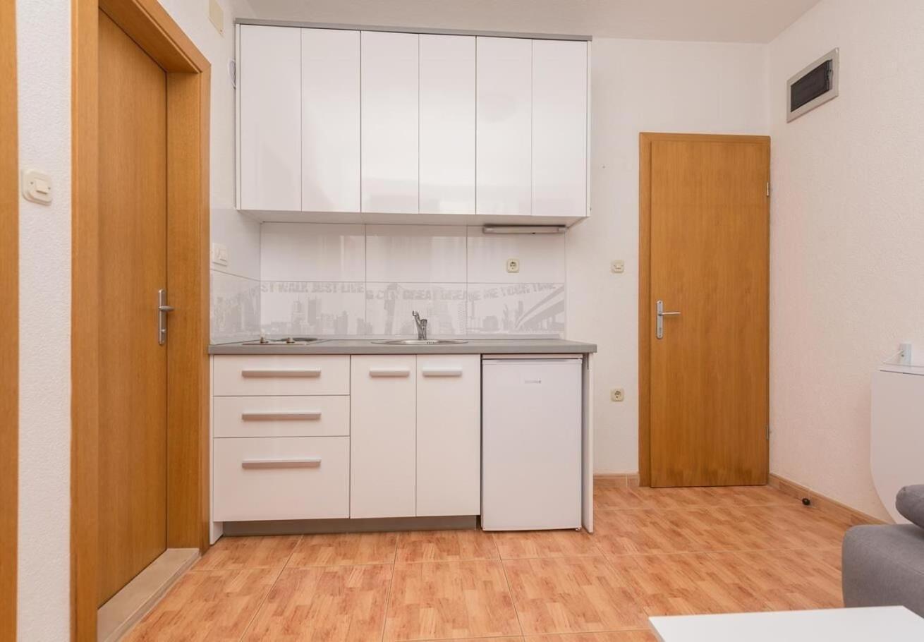 Apartments Ivi - 100 M From Pebble Beach ตราสนิสเซ ภายนอก รูปภาพ